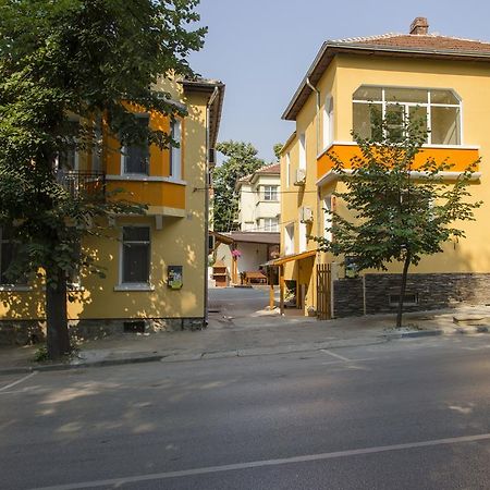 וליקו טורנובו Guest House Anelim מראה חיצוני תמונה