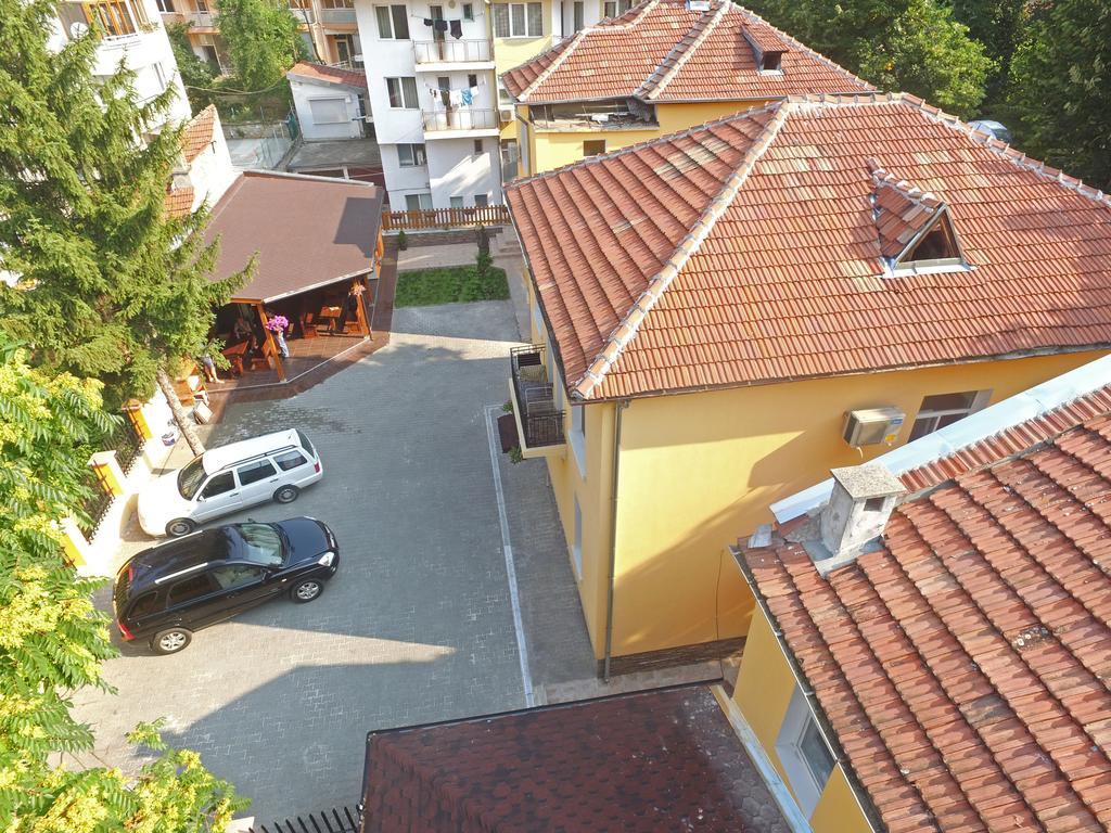וליקו טורנובו Guest House Anelim מראה חיצוני תמונה