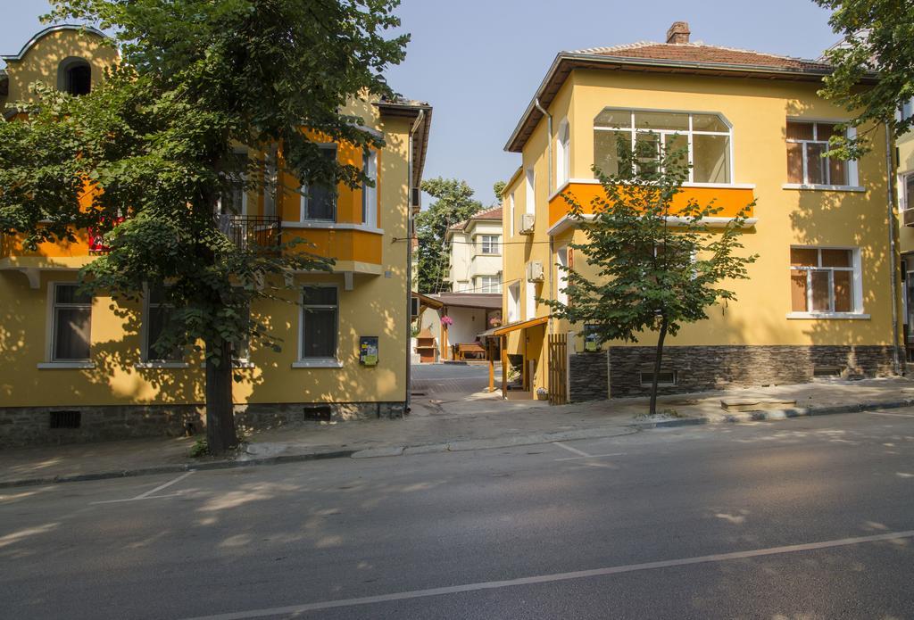 וליקו טורנובו Guest House Anelim מראה חיצוני תמונה