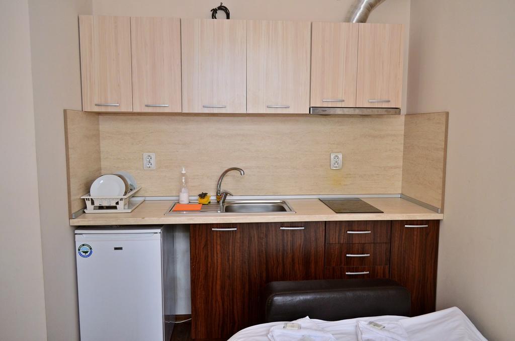 וליקו טורנובו Guest House Anelim מראה חיצוני תמונה