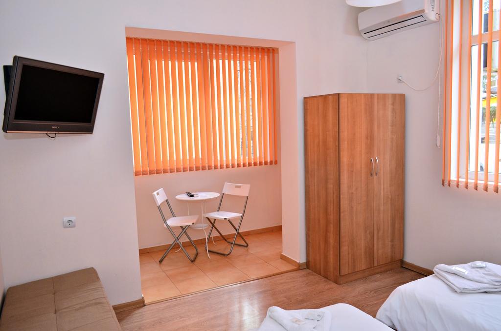 וליקו טורנובו Guest House Anelim מראה חיצוני תמונה