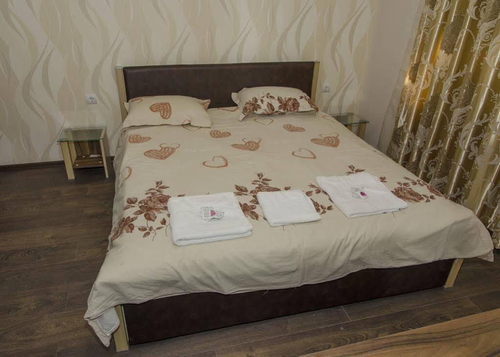 וליקו טורנובו Guest House Anelim מראה חיצוני תמונה
